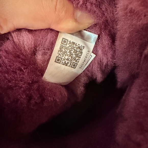 UGG boots - Picture 6 of 8